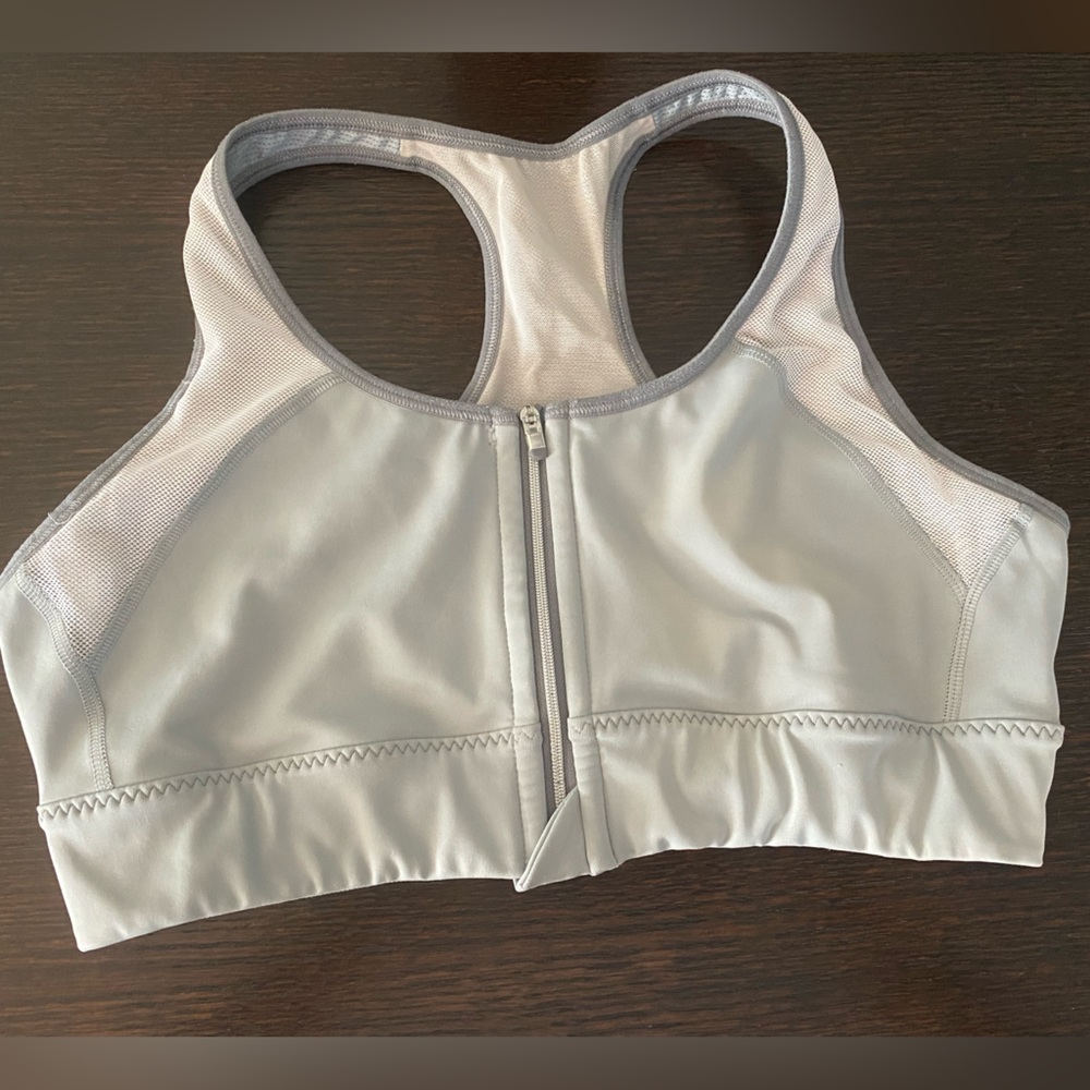 Athleta sports bra sz M